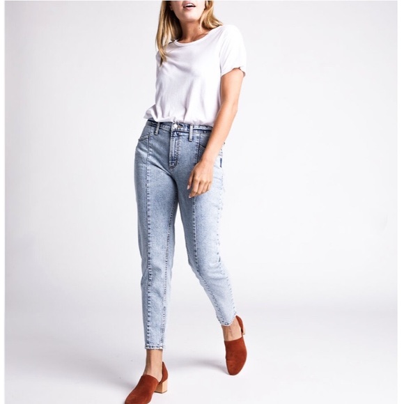 Silver Jeans Denim - Silver Frisco High Rise Tapered Leg Jeans